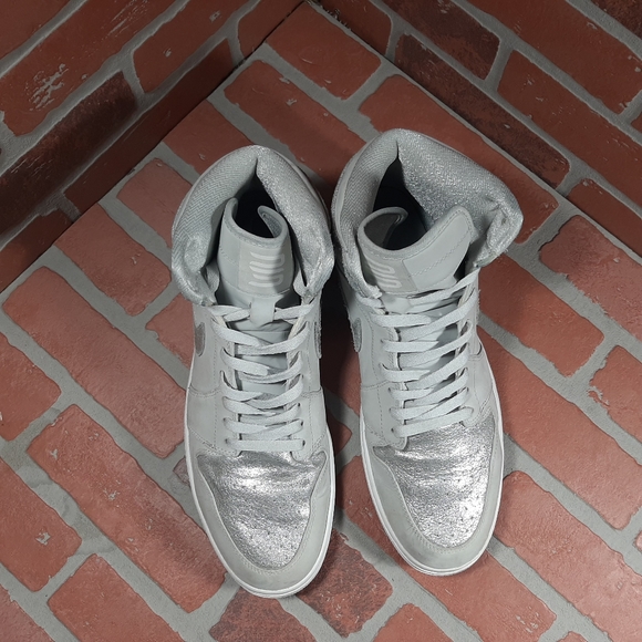 25th ANNIVERSARY JORDAN 1 SILVER - Picture 11 of 14